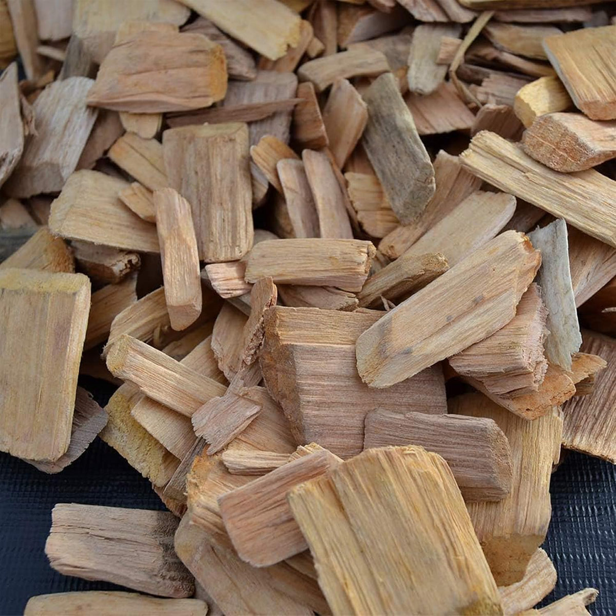 Smokehouse — Alder wood chunks, close-up